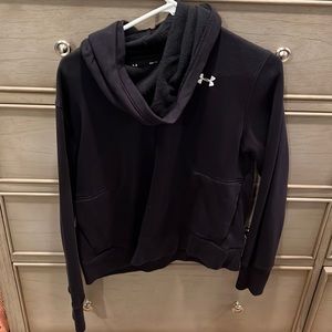 Under Armour women’s sweatshirt